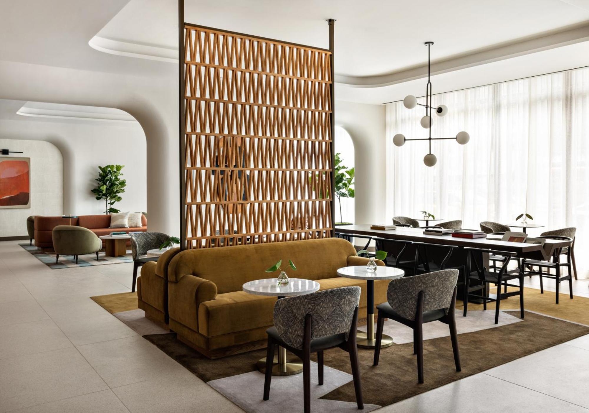 Kimpton Theta New York - Times Square By Ihg Hotel Bagian luar foto The interior of the hotel
